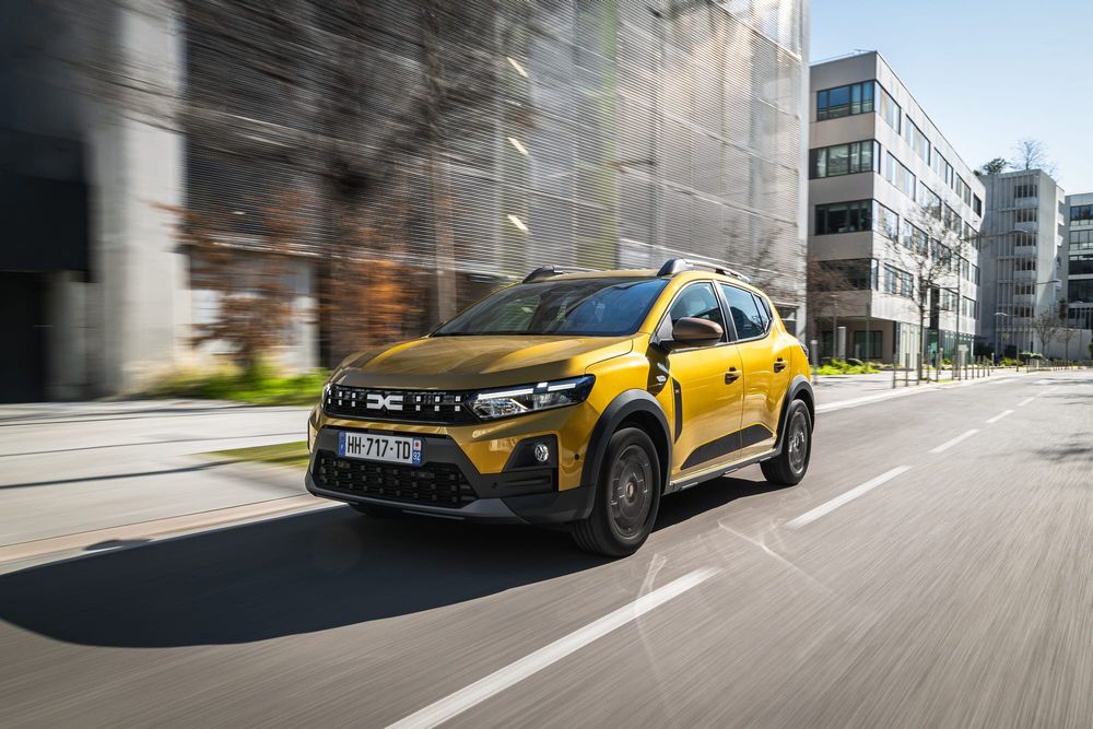 Dacia Sandero kommt 2028 als Elektroauto – und bleibt trotzdem ein Verbrenner