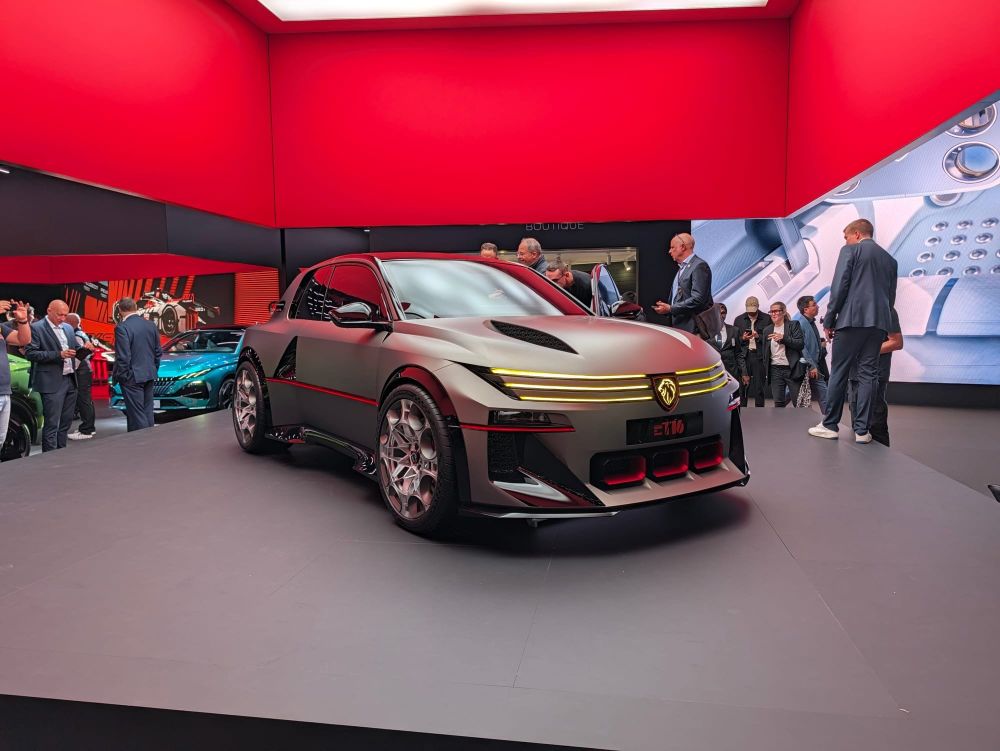 Peugeot e-T16: Der 816-PS-Kleinwagen könnte tatsächlich in Serie gehen