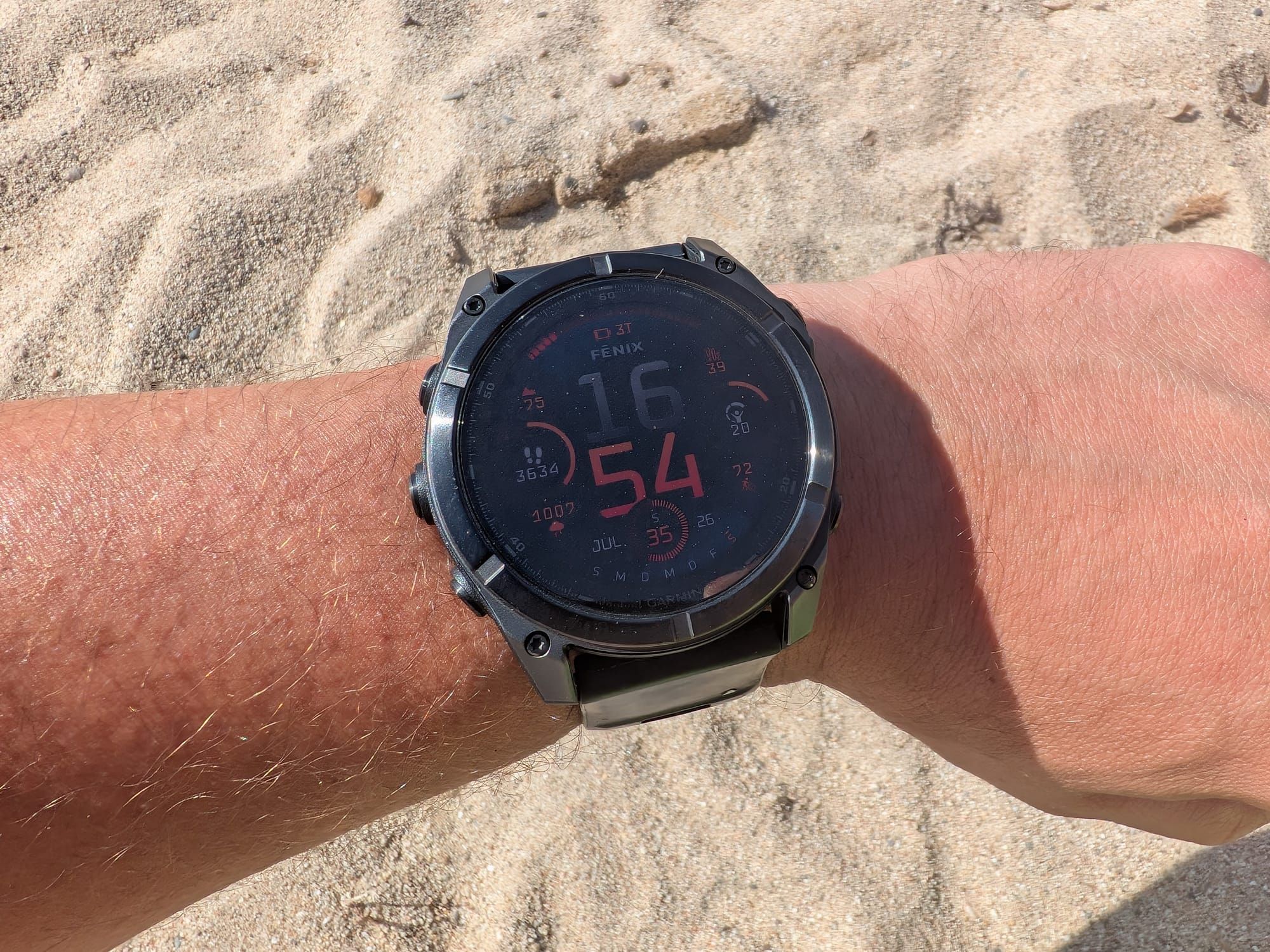 Erfahrungsbericht: Wechsel von der Google Pixel Watch 3 zur Garmin Fenix 8 AMOLED