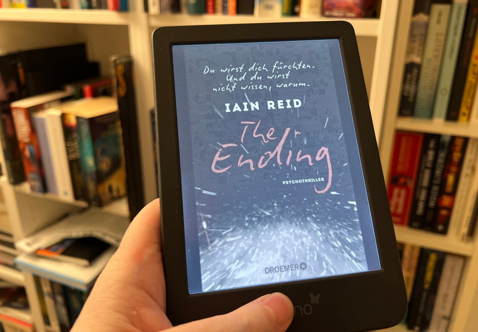 Handlich und mit Farbdisplay: der Tolino Shine Color. 