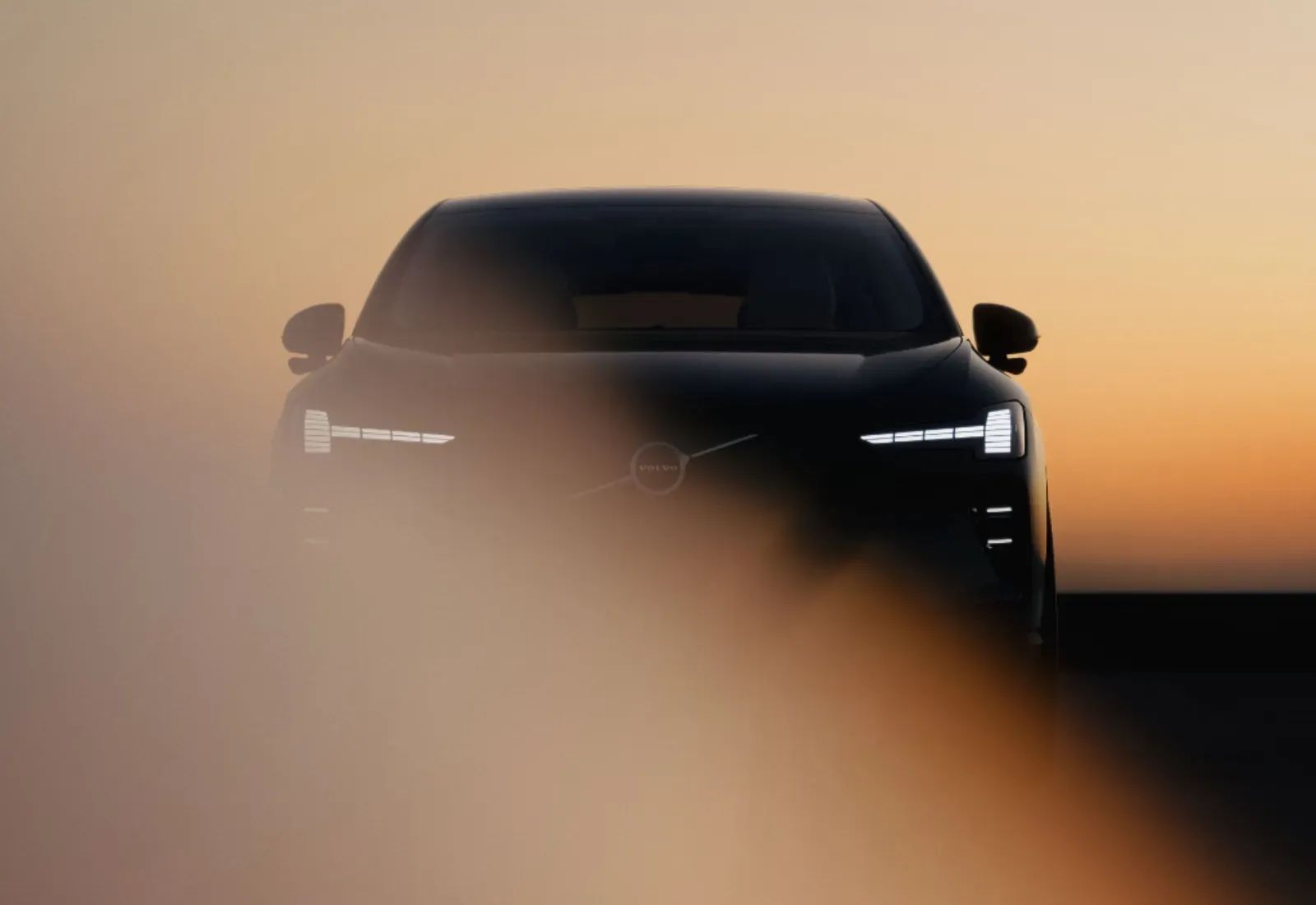 Volvo EX60: Das wissen wir vor der Premiere über Reichweite, Laden und Preis