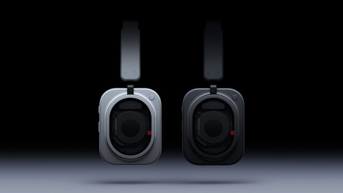 Die Over-Ear-Kopfhörer Nothing Headphone (1) Pro in Weiss und Schwarz.