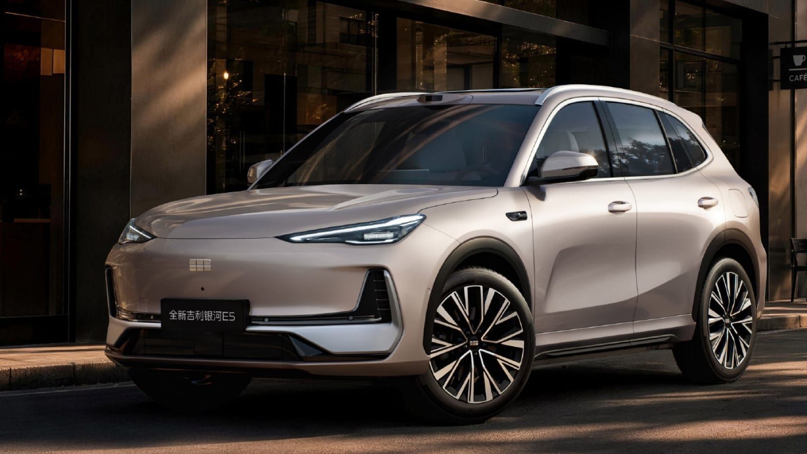 Geely E5 kommt in die Schweiz – doch in China steht schon das Upgrade bereit