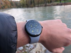 Google Pixel Watch 5 Prototyp taucht an unerwartetem Ort auf