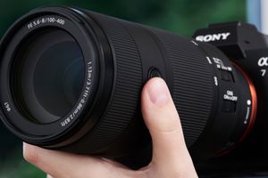 Sony zeigt neues Telezoom-Objektiv – das ist der Preis