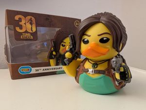 Gummiente bis Eis-Butler: Das schrägste «Tomb Raider»-Merch