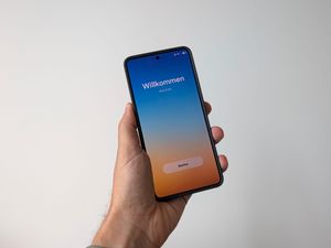 Galaxy S26 Ultra: One UI 9 und Android 17 starten in der Schweiz