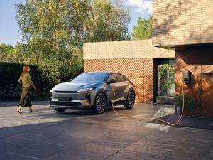 Toyota plant sein erstes Elektroauto mit Range Extender