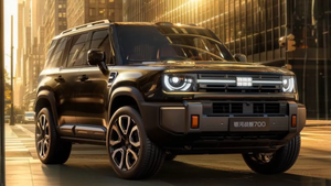 Geely Battleship 700: Dieses 1000-PS-SUV kann schwimmen