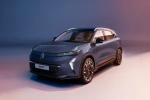 Renault Scenic E-Tech: Neue Batterie bringt mehr Reichweite und kürzere Ladezeit