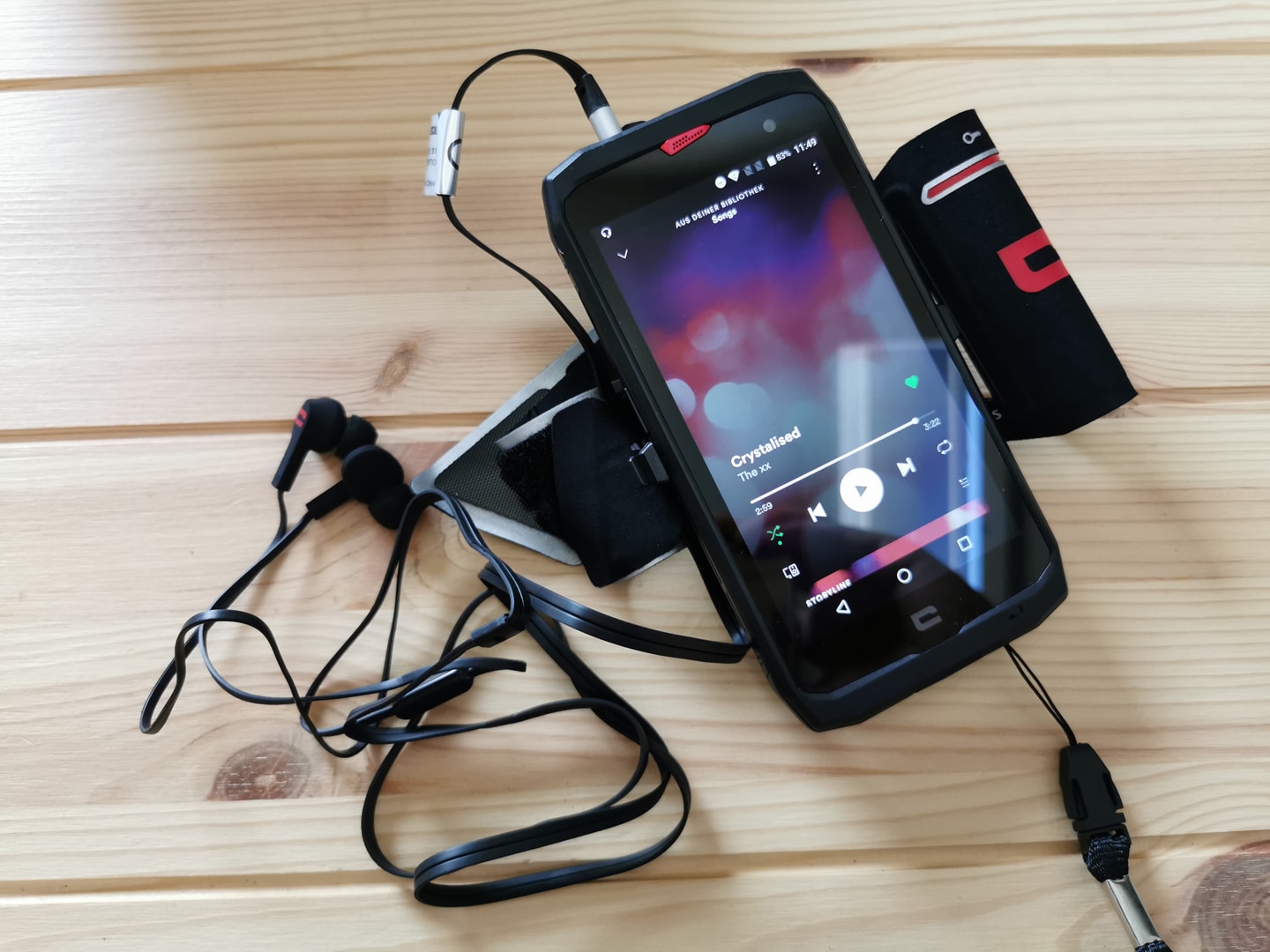 Crosscall Action X-3 mit X-Armband