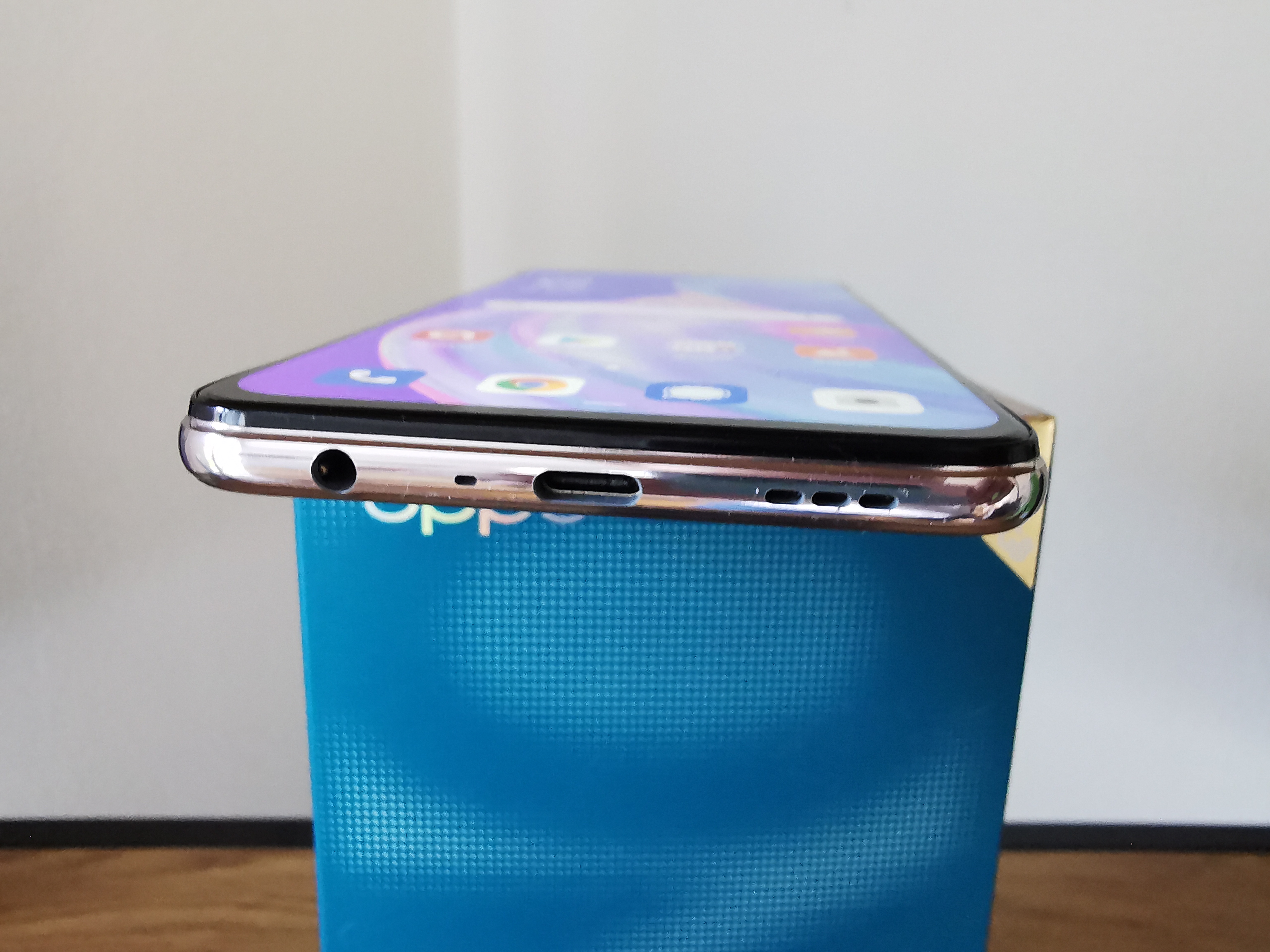 Oppo Reno 4 Z USB-C-Anschluss, 3.5 Millimeter Klinkenanschluss, Lautsprecher
