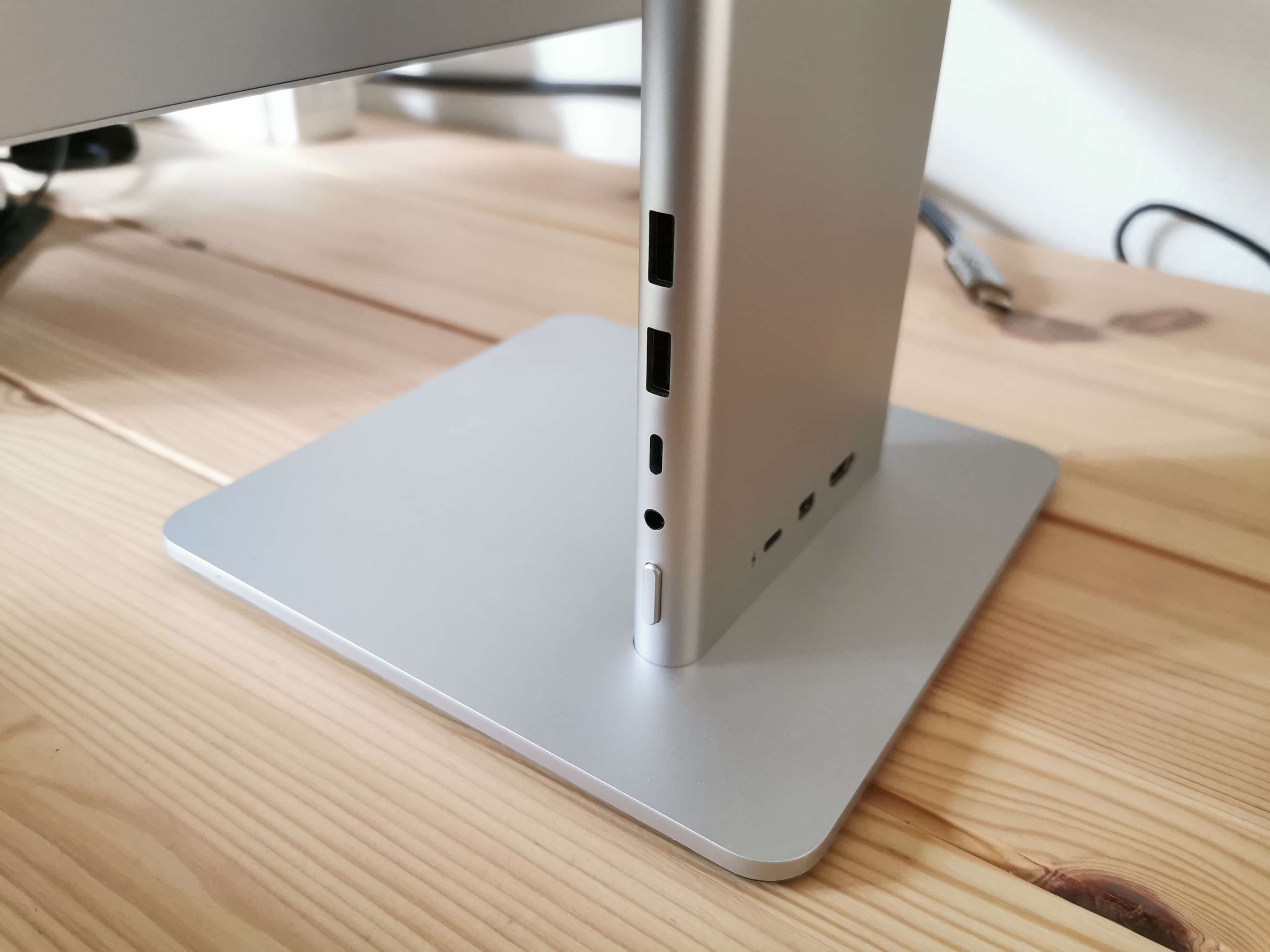 Huawei MateView im Test: Anschlüsse.