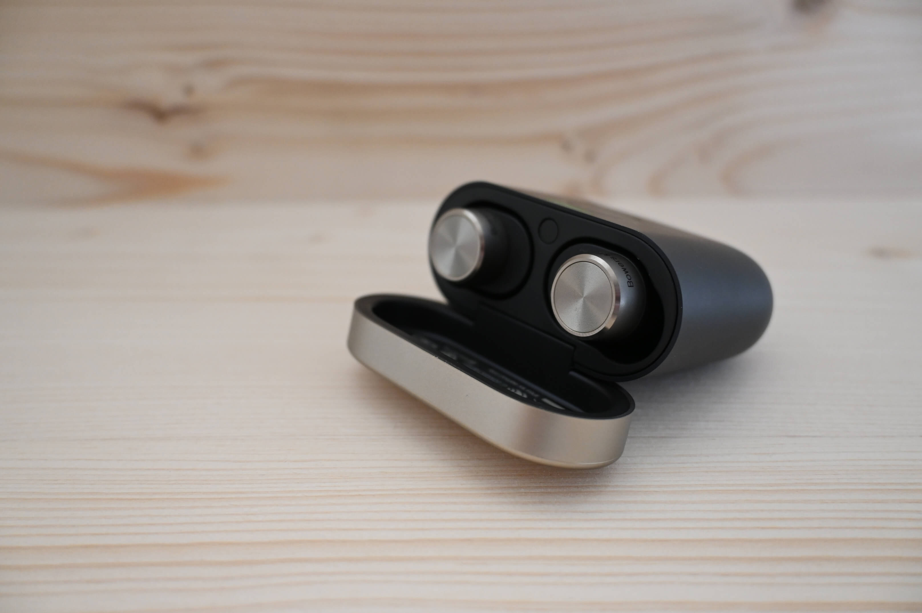 Bowers & Wilkins PI7 im Test/Review.