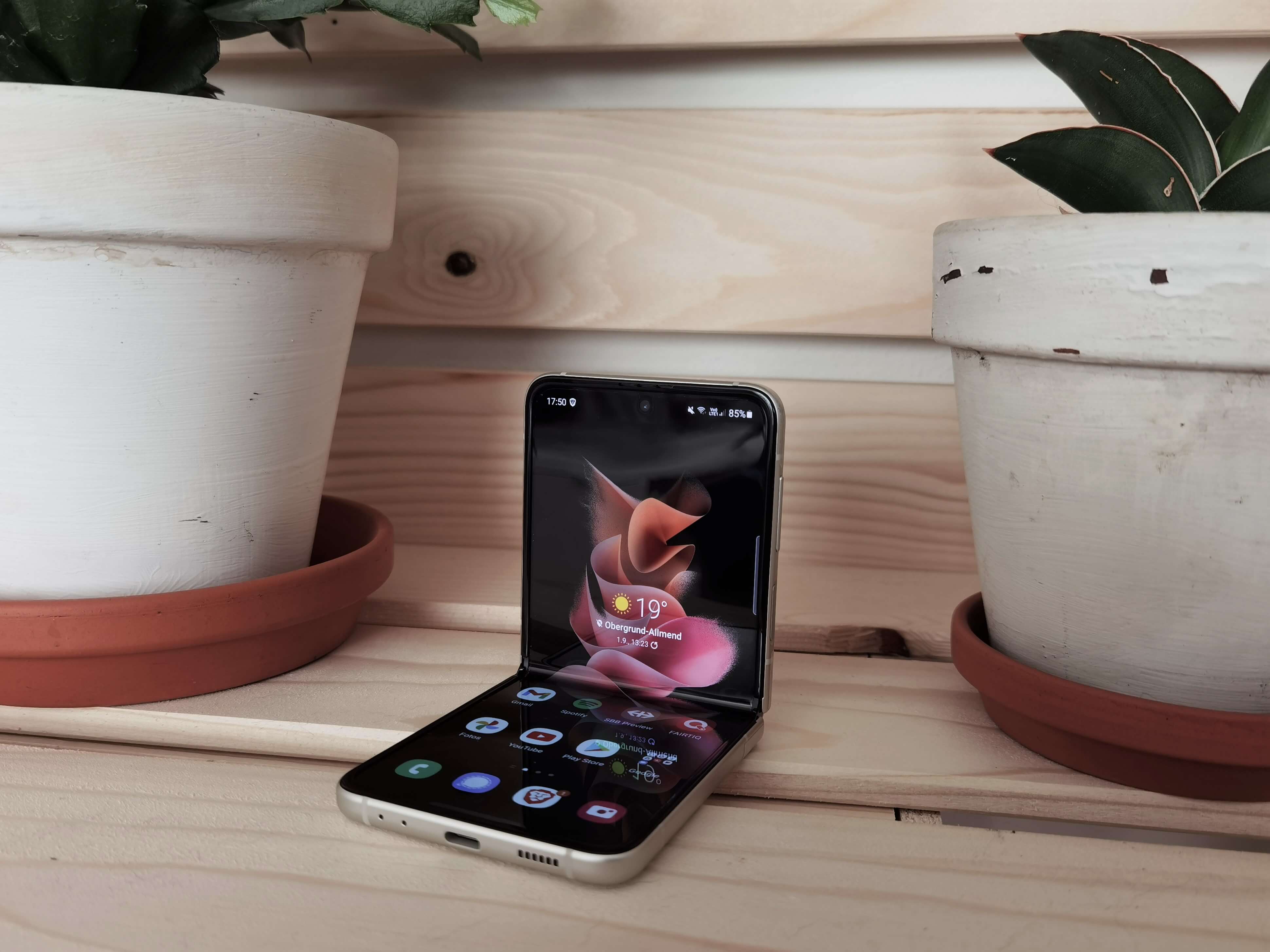 Samsung Galaxy Z Flip 3 Test: Flex Mode (Klappmodus) erklärt.