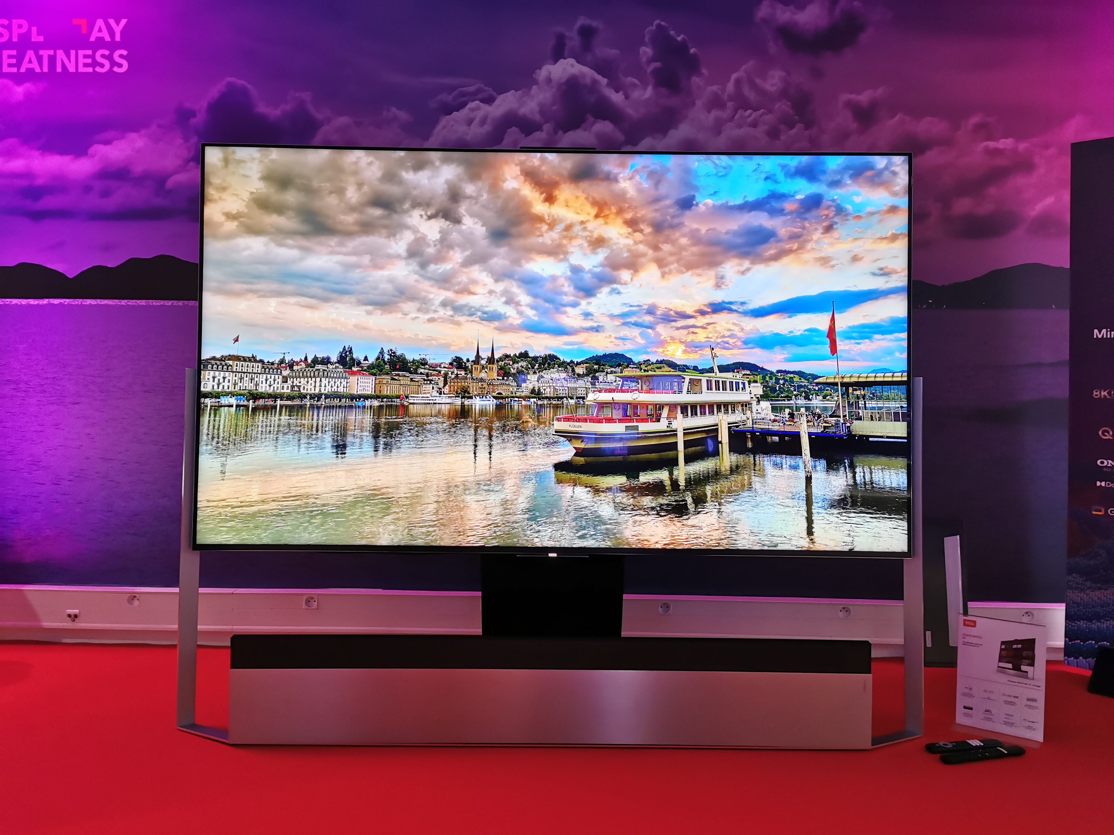 Der TCL X92 Pro mit 8k und OD Zero.