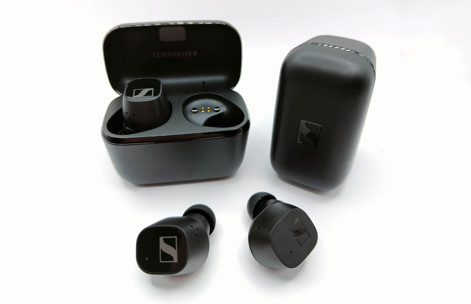 Vergleich Kopfhörer Sennheiser CX und Sennheiser CX Plus.