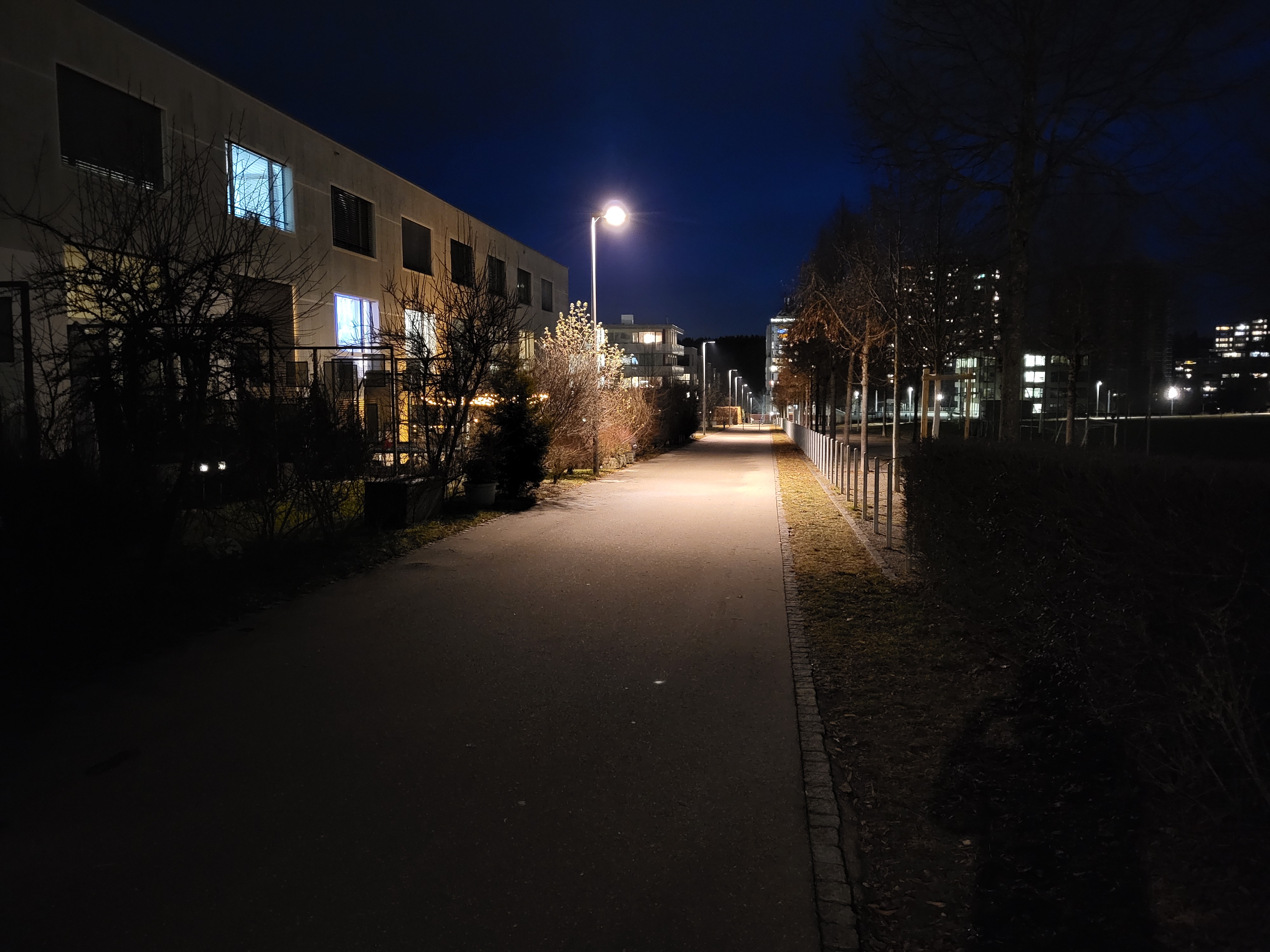 Samsung Galaxy S21 FE Foto bei Nacht ohne Nacht-Modus
