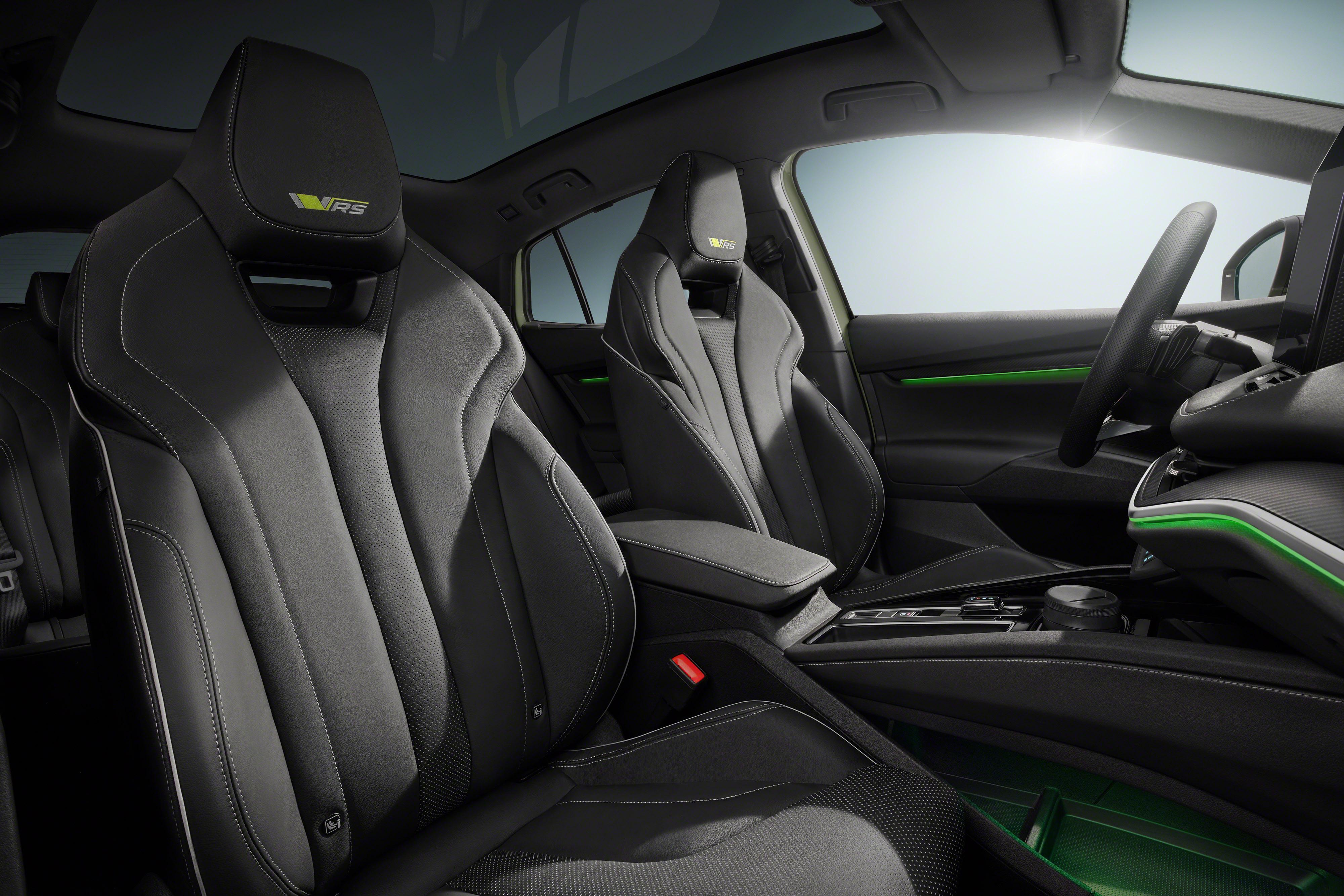 Das Cockpit im Enyaq Coupé iV