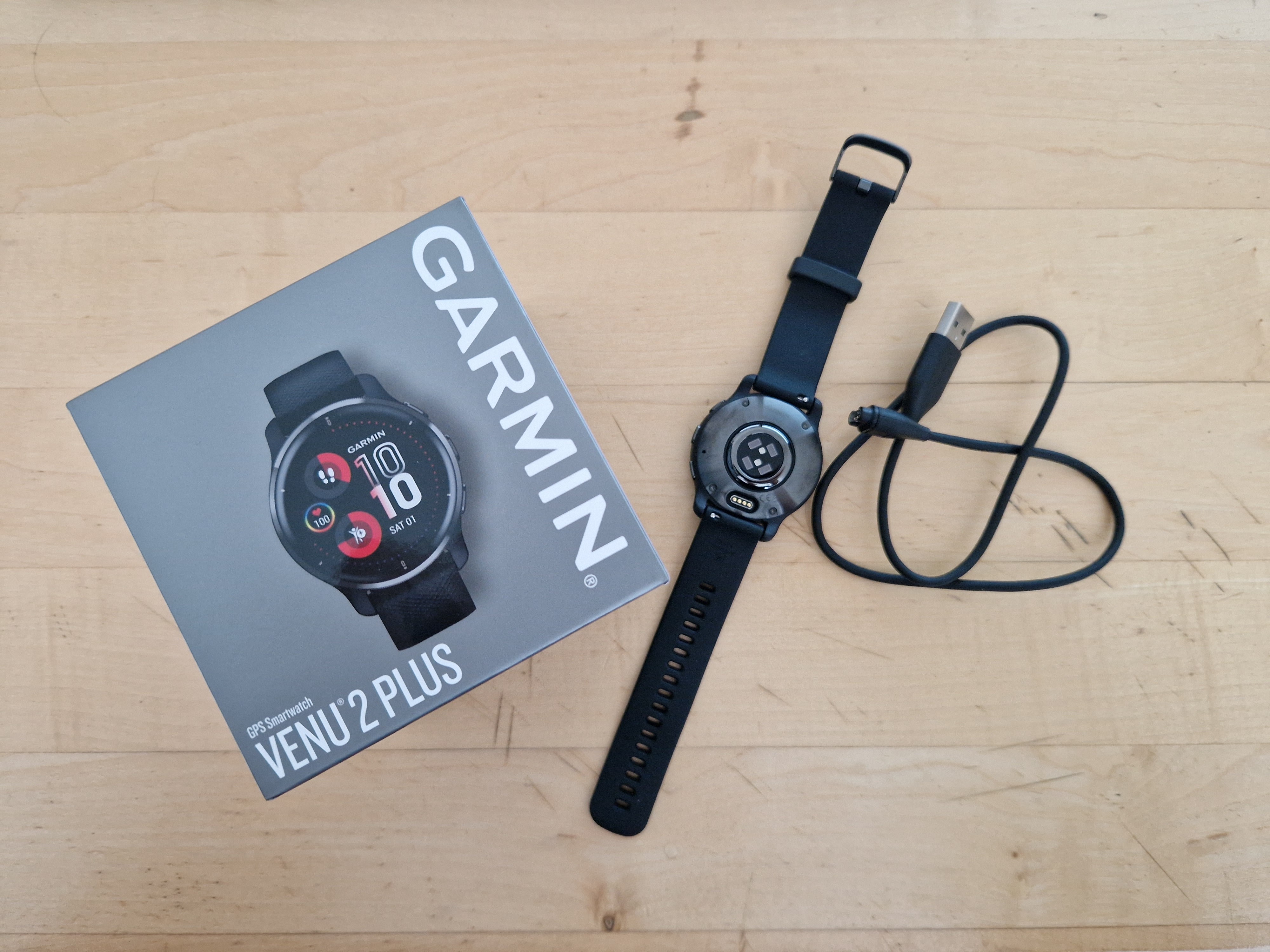 Garmin Venu 2 Plus Lieferumfang