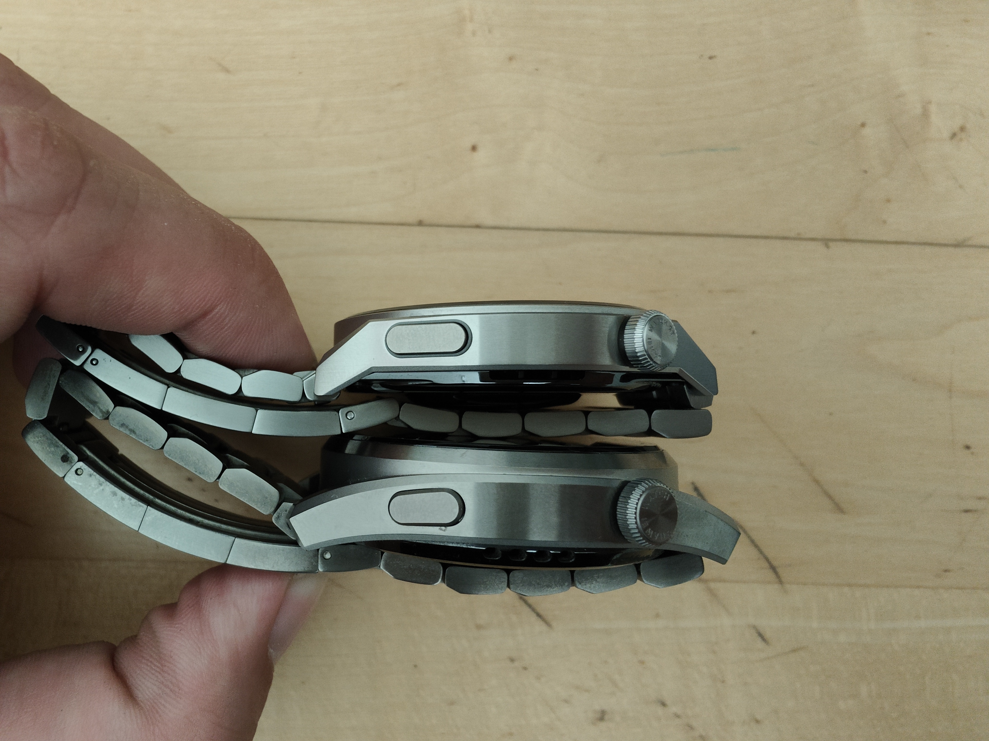 Huawei Watch GT 3 Pro vs. Huawei Watch 3 Pro im Grössenvergleich