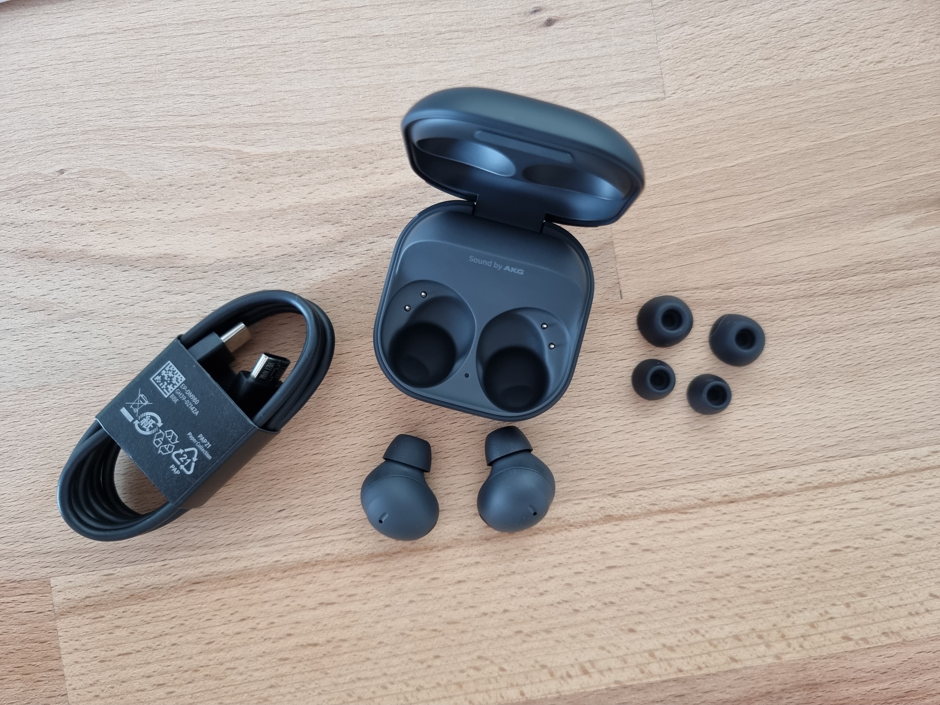 Der Lieferumfang der Galaxy Buds2 Pro