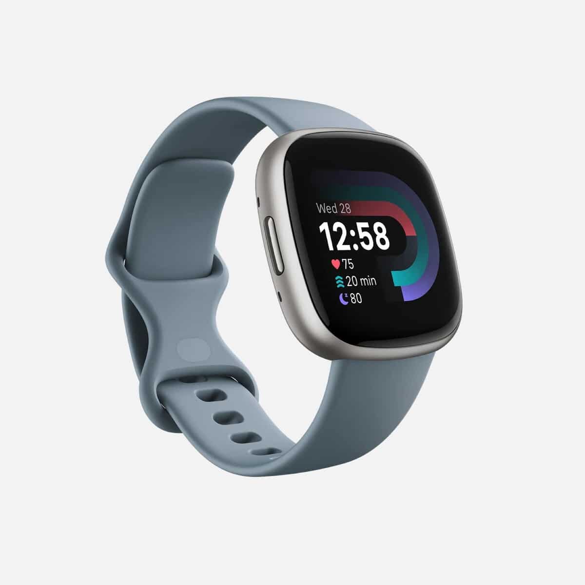 Die Fitbit Versa 4 in Silber/Blau