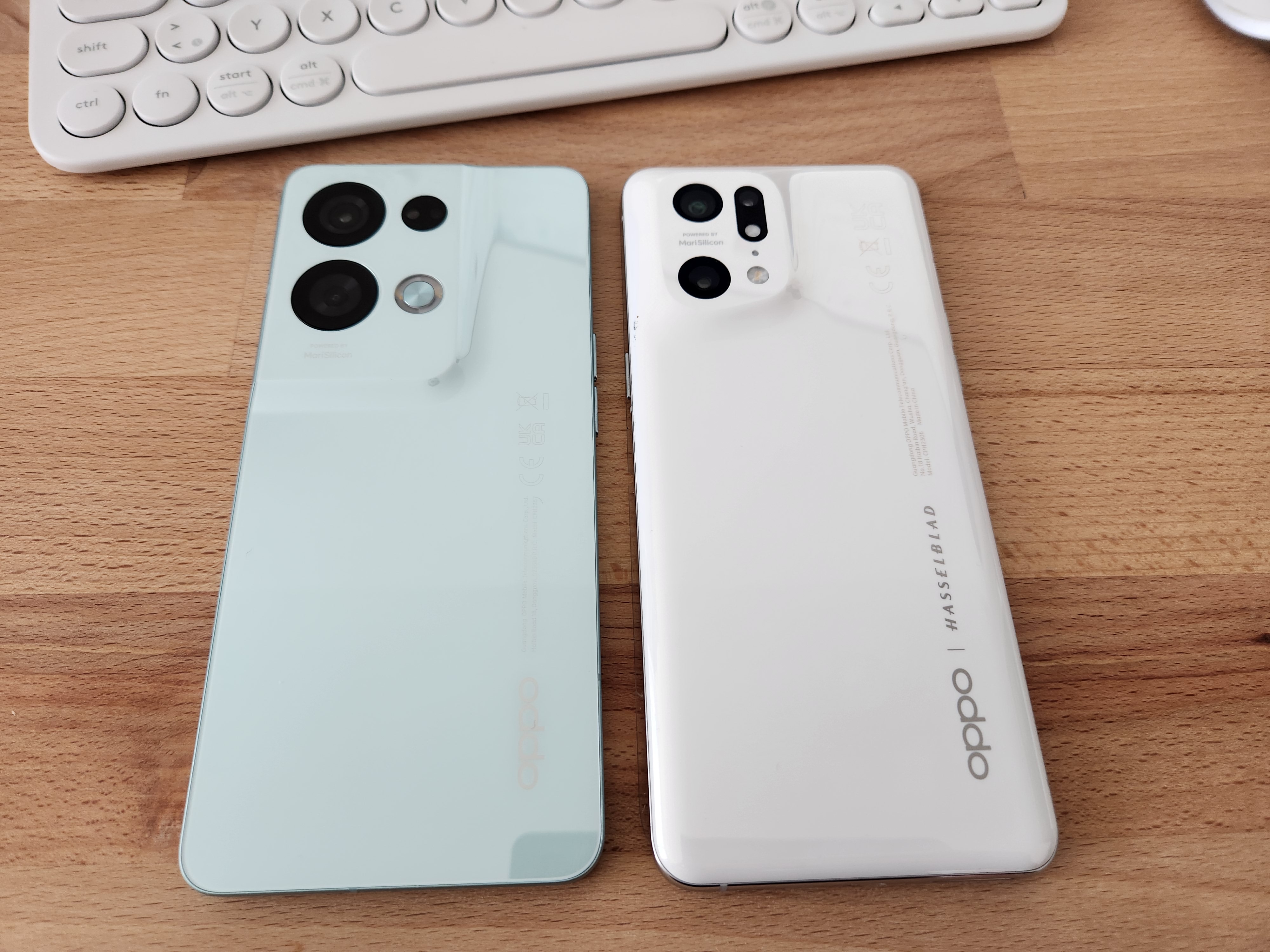 Oppo Reno8 Pro im Vergleich mit Find X5 Pro