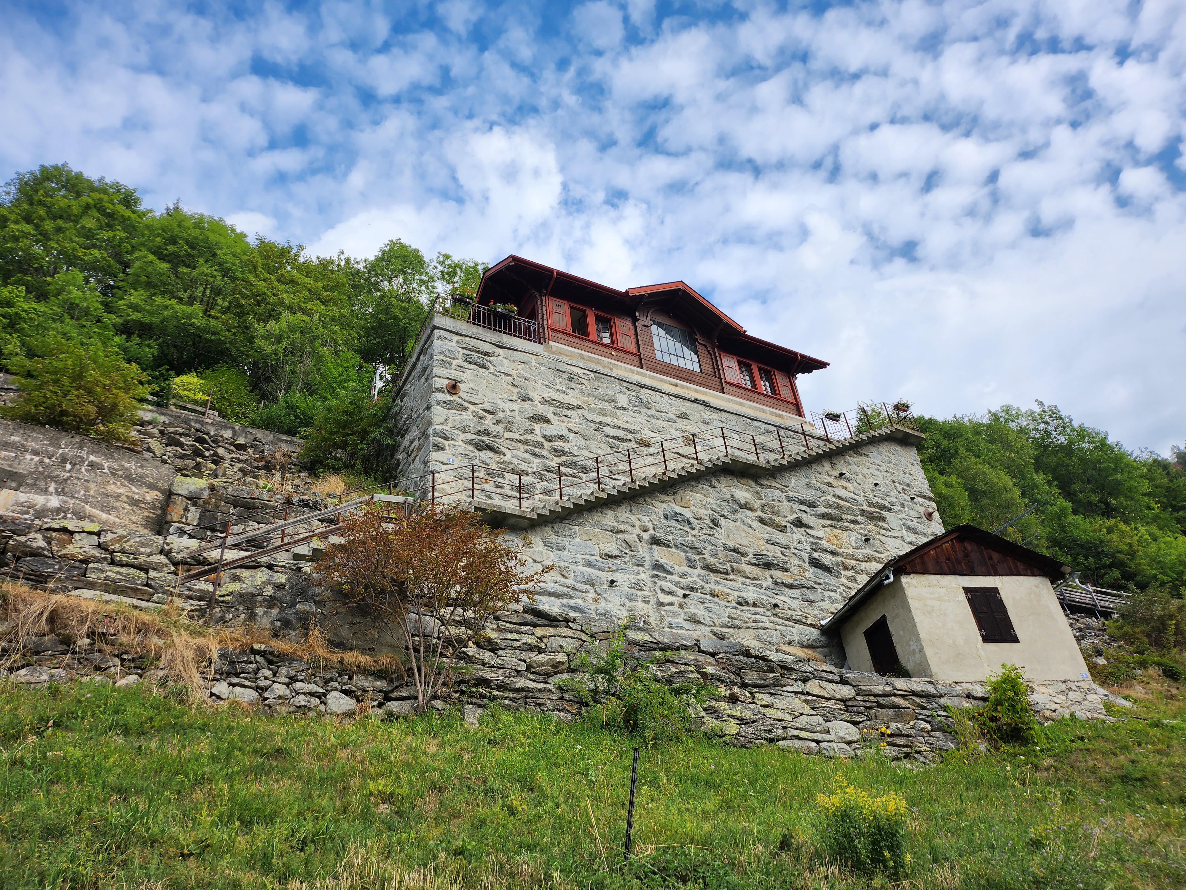 Samsung Galaxy Z Flip 4 Kamera-Test: Landschaftsaufnahme normale Linse.