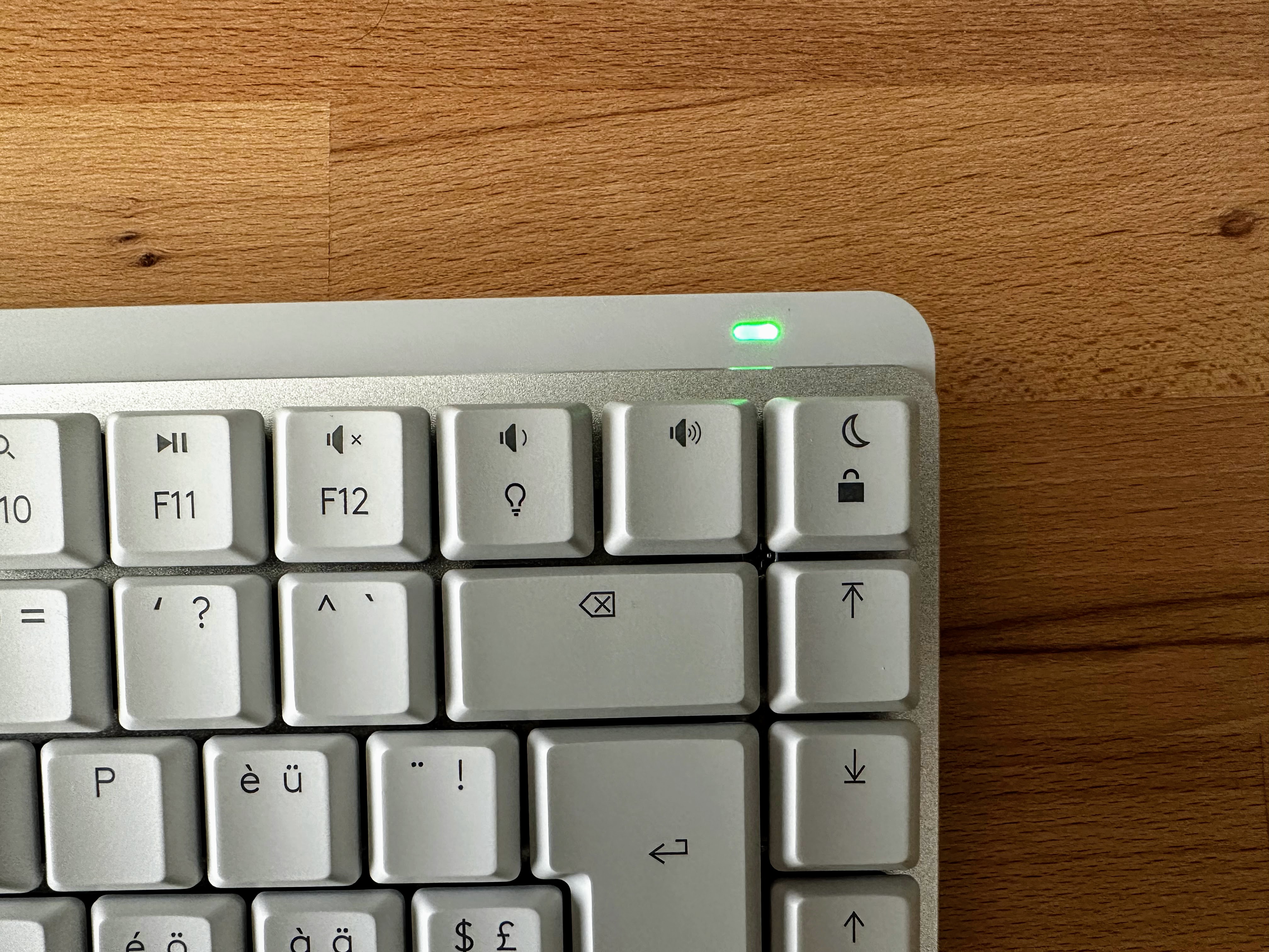 Logitech MX Mechanical Mini for Mac mit LED-Anzeige