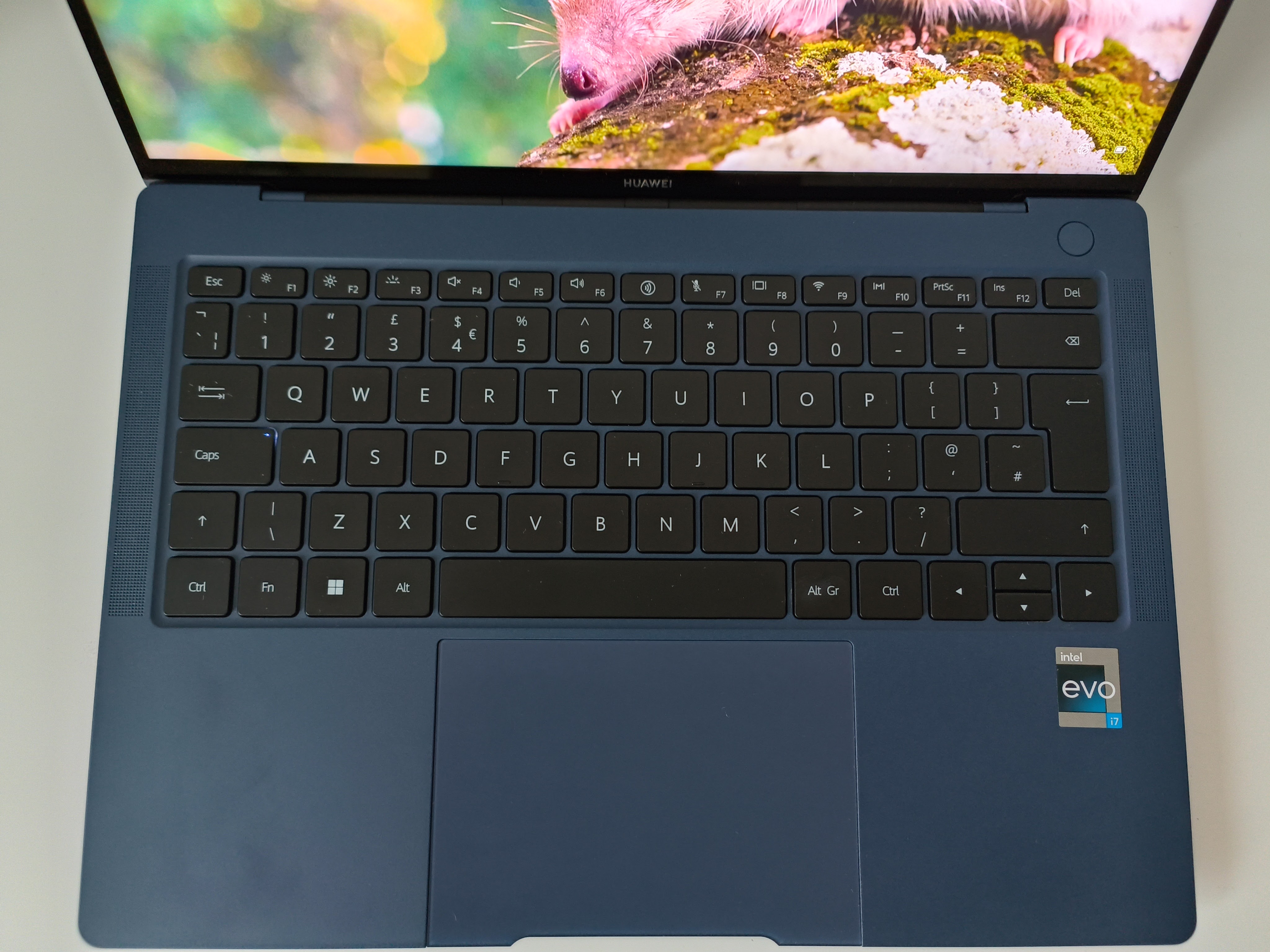 Das Huawei MateBook X Pro 2022 hat eine gute Tastatur verbaut