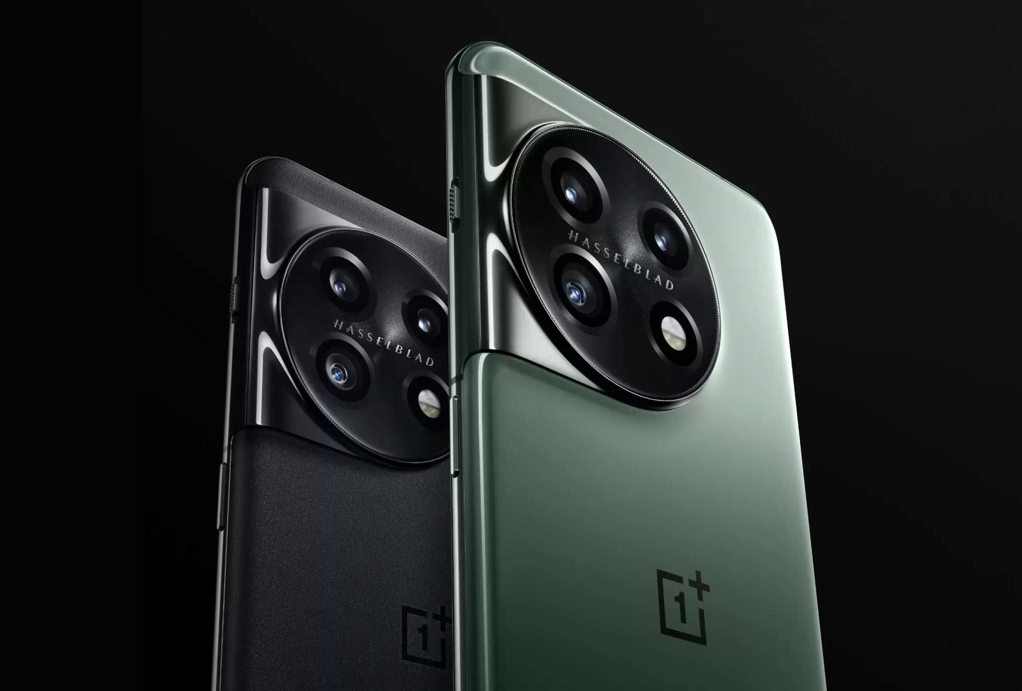 Das OnePlus 11 in Schwarz und Grün