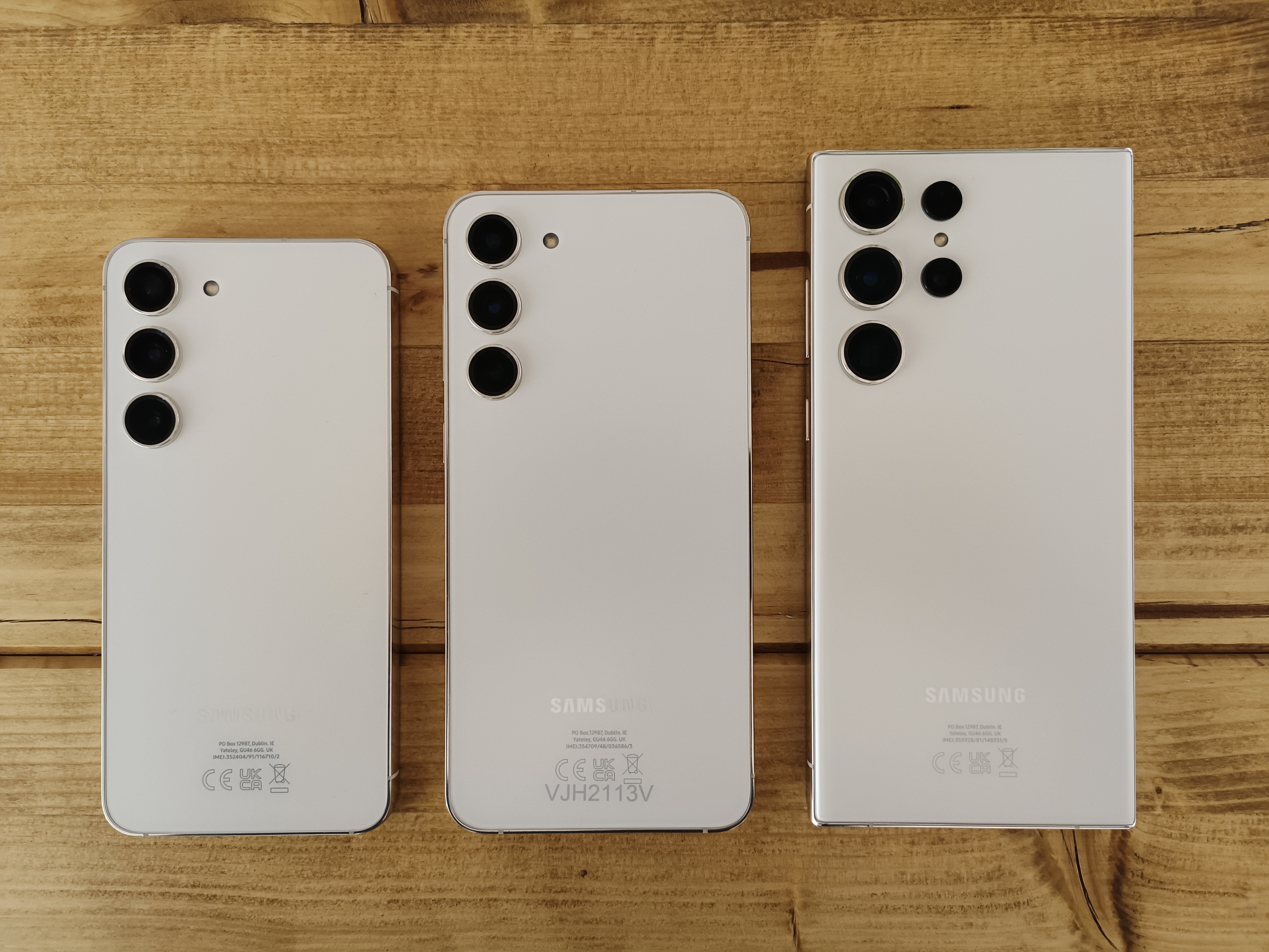 Samsung Galaxy S23, Galaxy S23+ und Galaxy S23 Plus.