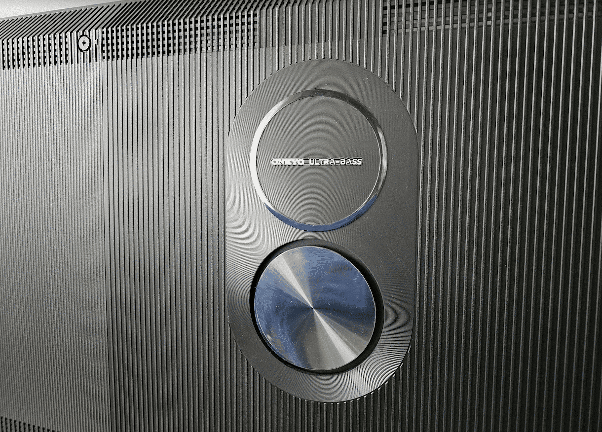 TCL C83 Sound von Onkyo.