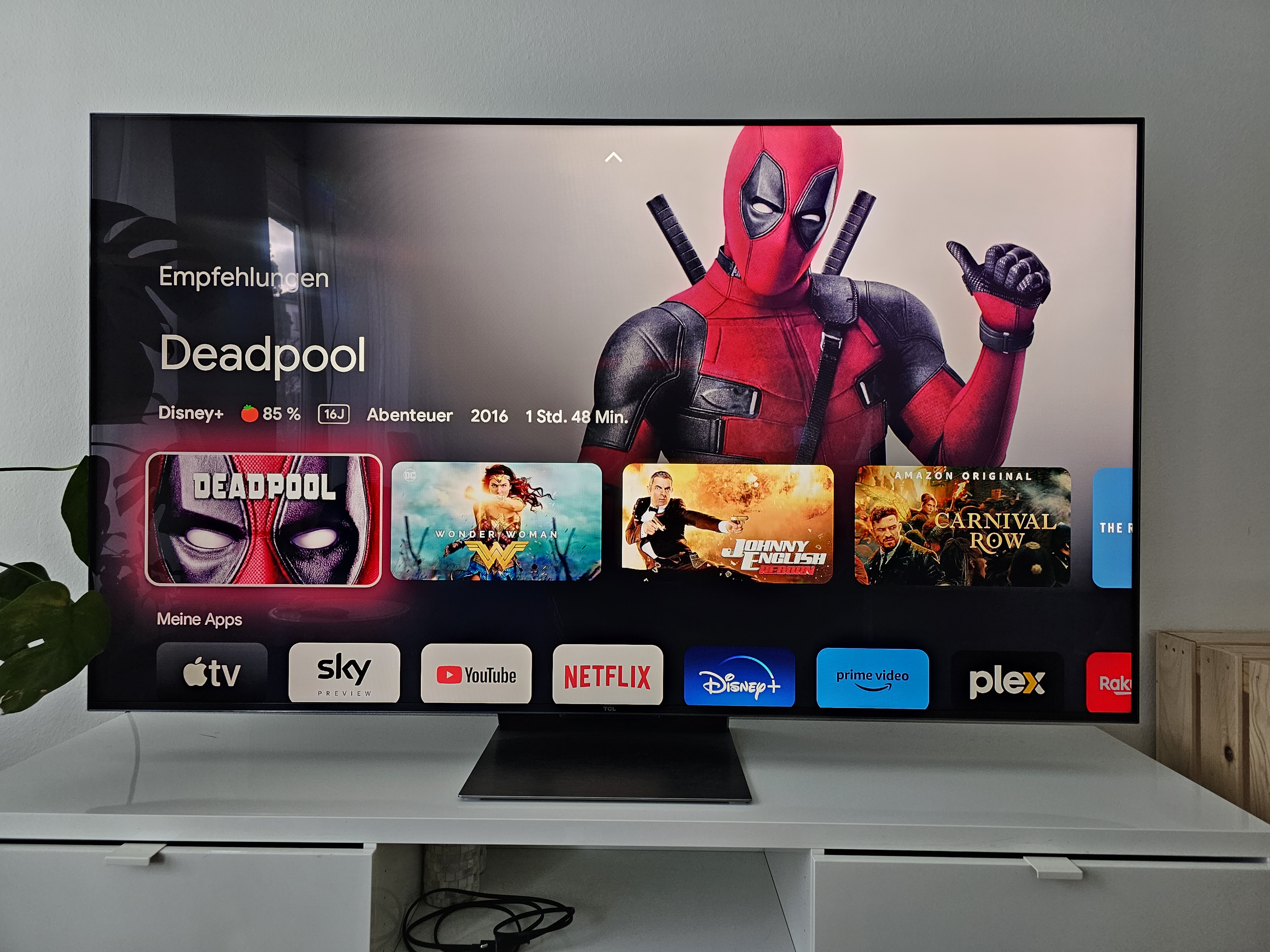 TCL C83 65 Zoll Fernseher im Test: das Bild und die Farben.