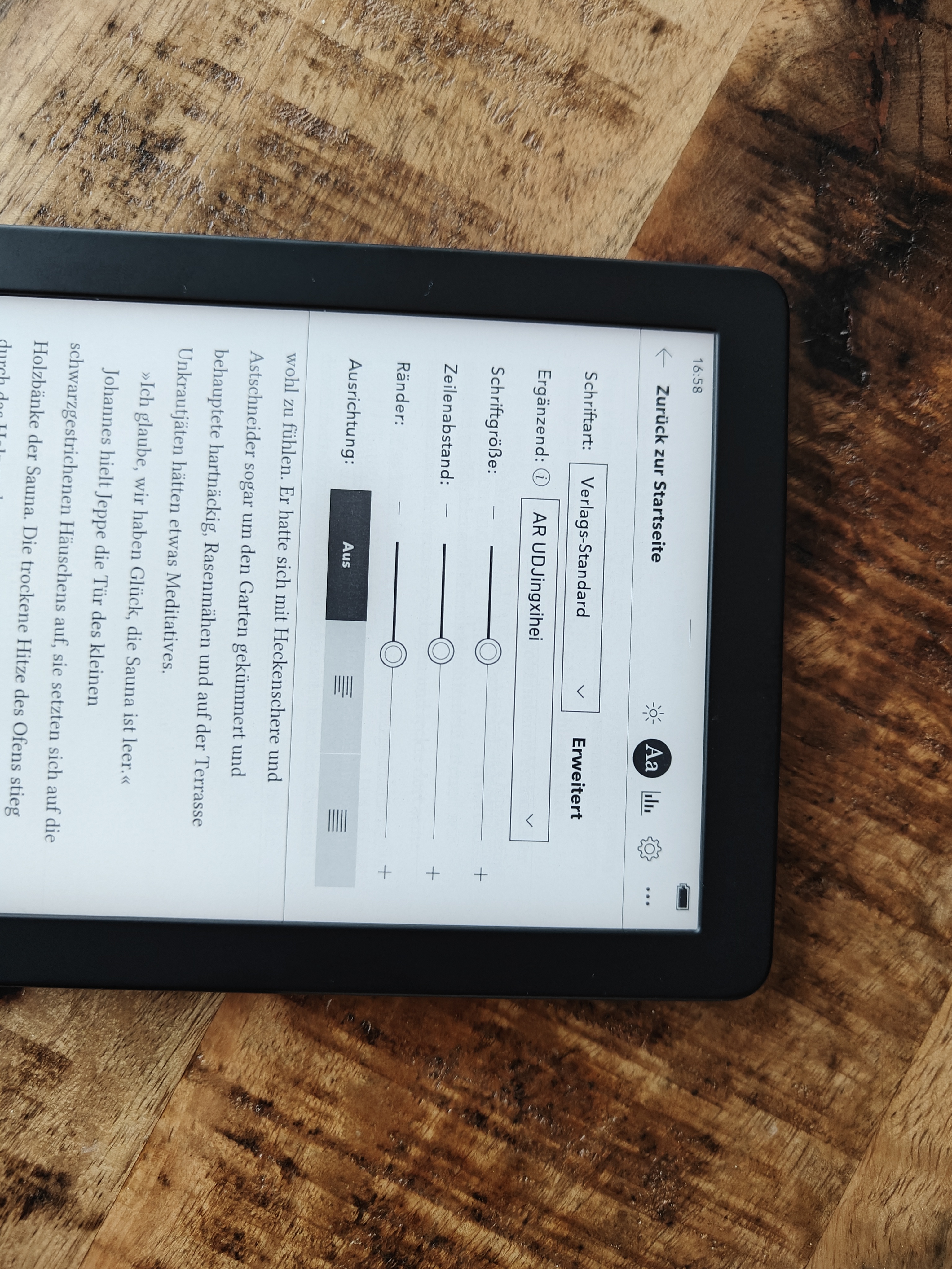 Rakuten Kobo Clara 2E: Einstellung der Schriftgrösse.