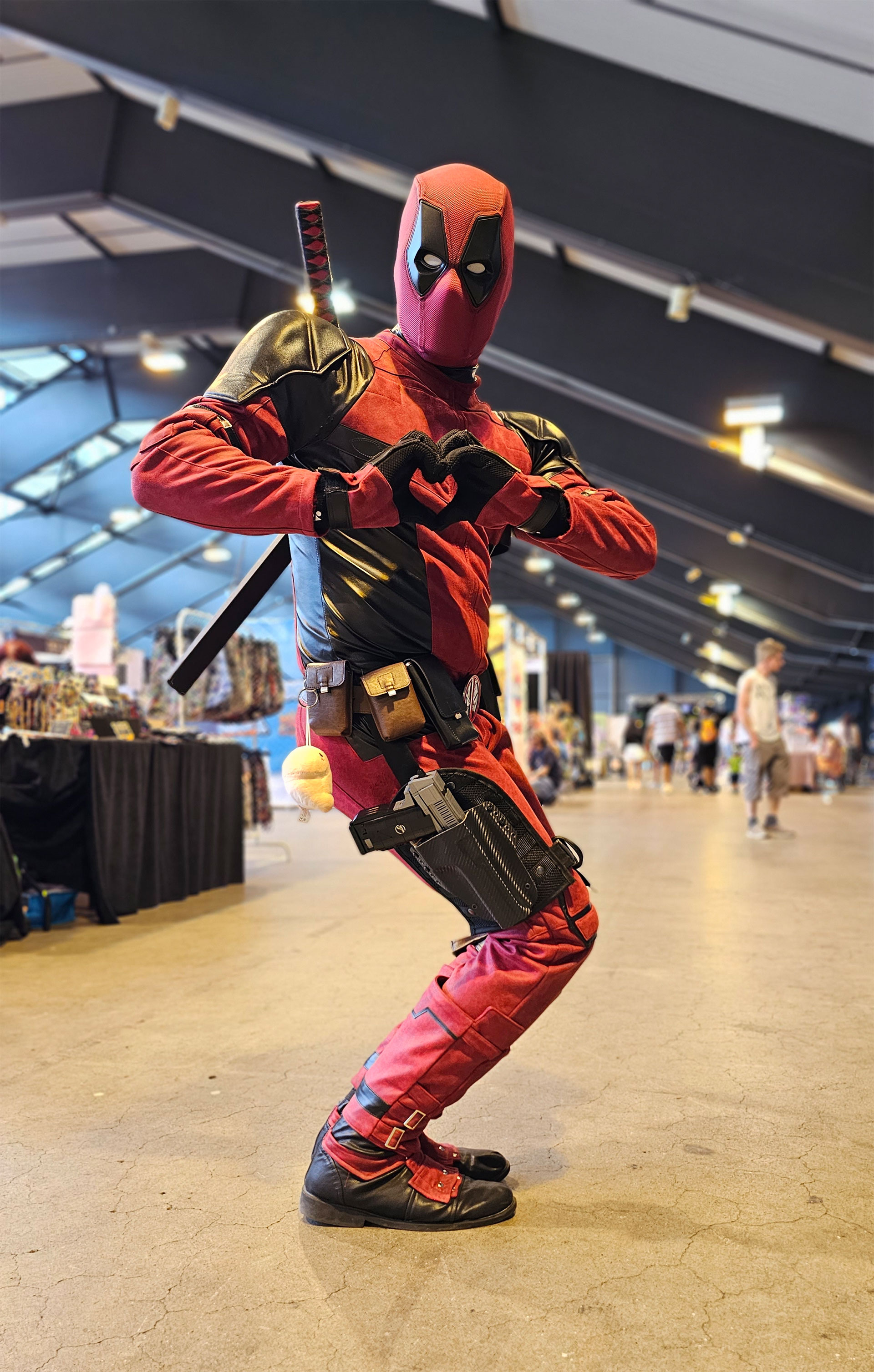 Deadpool Cosplayer Stefan an der MiniCon Luzern.