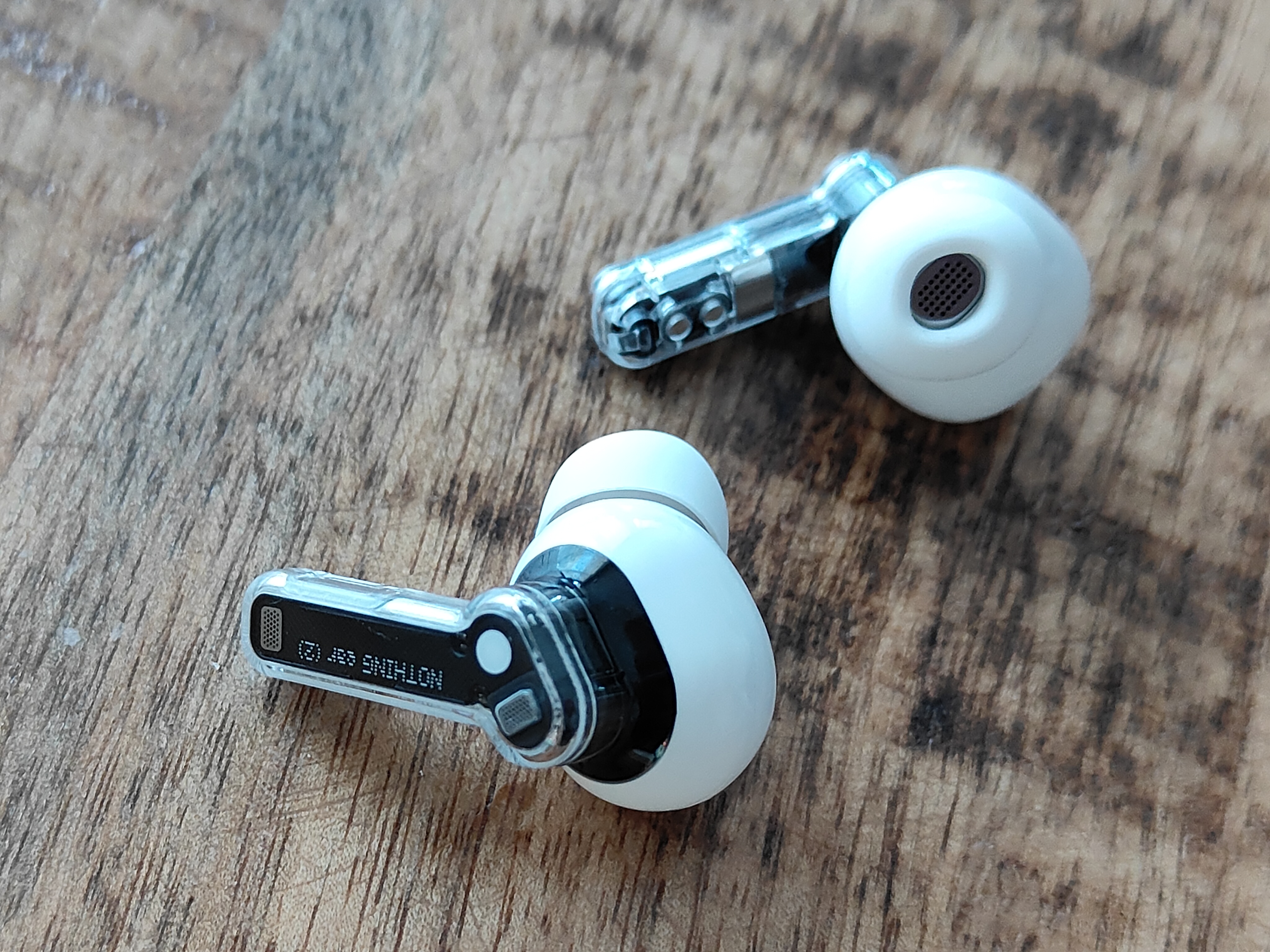 Nothing Ear (2) im Test: Aussehen und Verarbeitung.