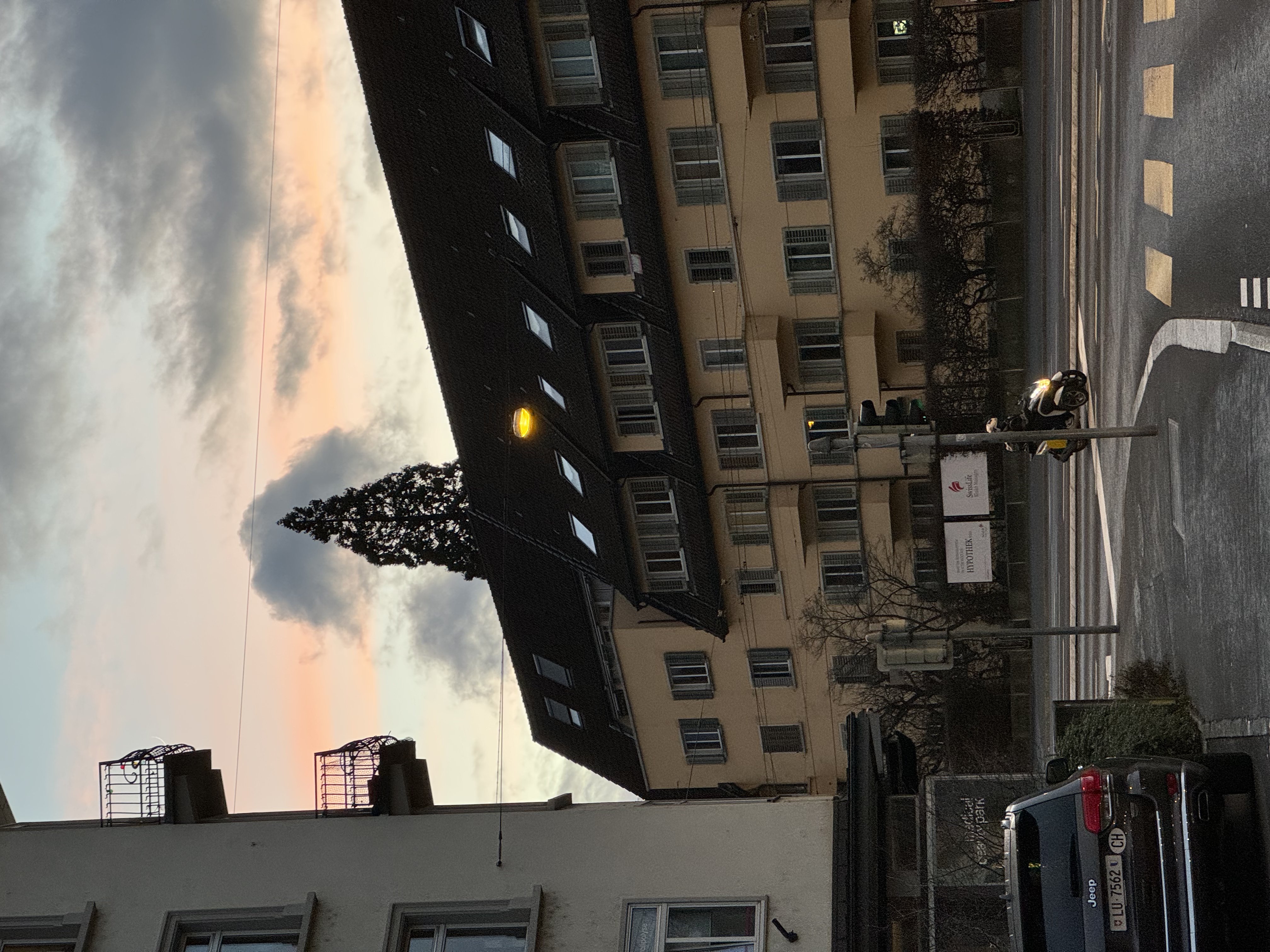 Beispielfoto iPhone 15 Pro Dämmerung.