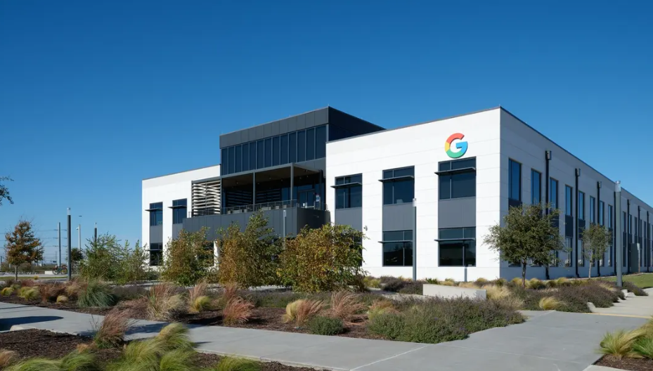 Google data center building in Midlothian, Texas