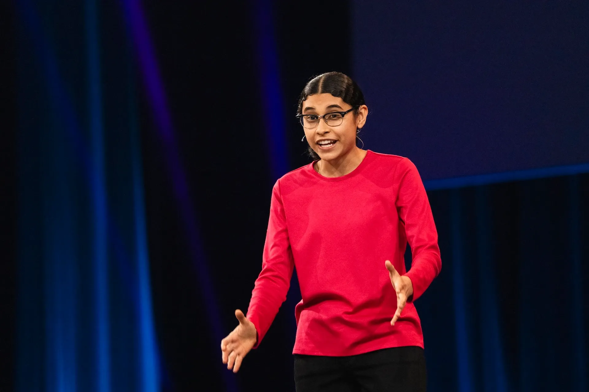 Jenny Hoyos delivering a Keynote speech
