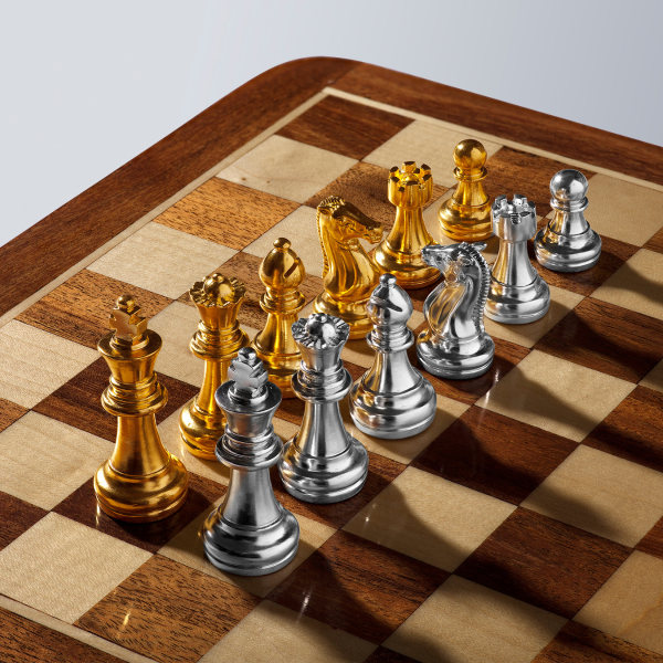 24k Gold and Pure Platinum Menē Chess Set