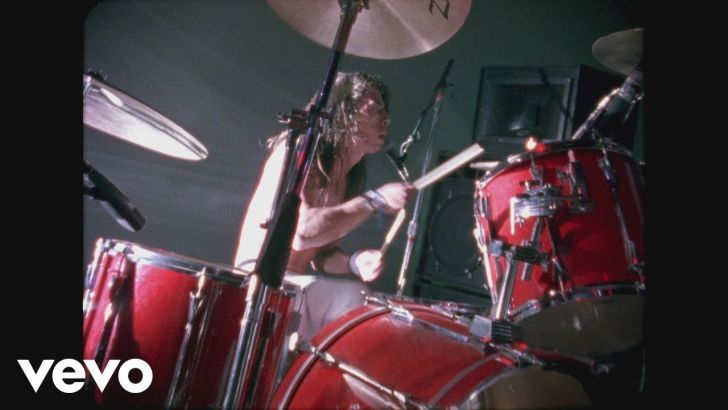 Friday Song: "Smells Like Teen Spirit"