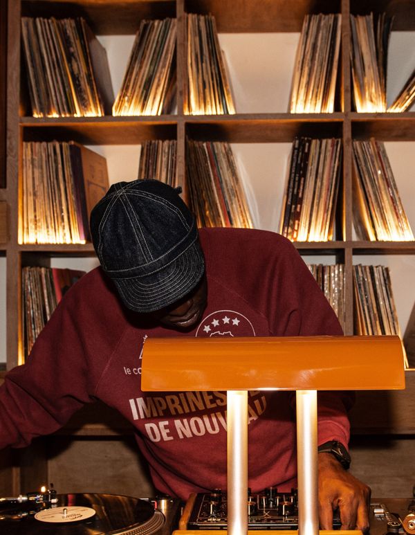 Why Everyone Suddenly Wants a Listening Bar