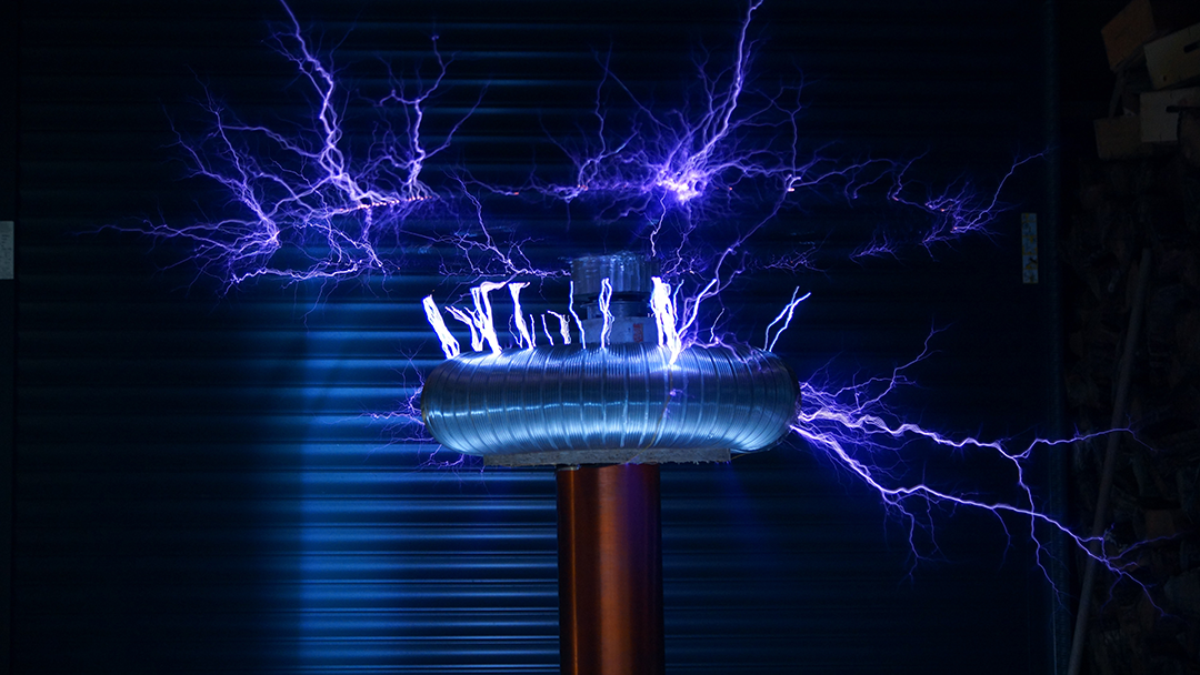 SimLN: A Tool For Simulating Realistic Lightning Payment Activity