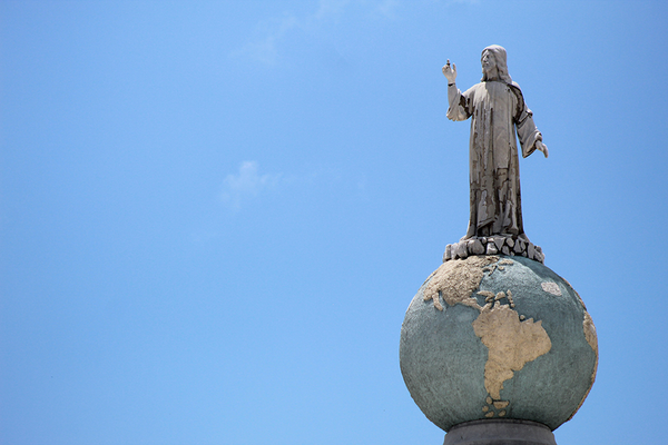 El Salvador Updates 'Outdated' Law to Lift KYC Limits for Purchases from $200 to $25000
