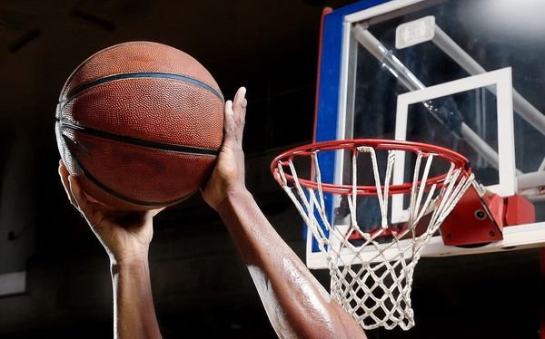 Trump Signs Resolution Blocking IRS Reporting Rule for 'DeFi Brokers'