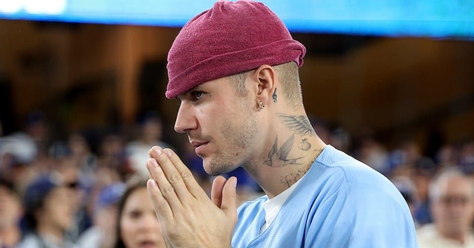 Justin Bieber Declares Jesus "King of Hollywood" in Viral Livestream