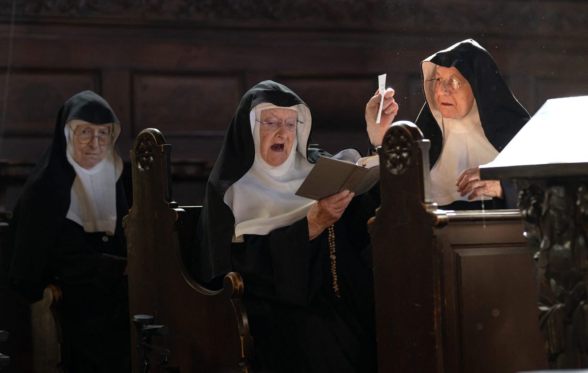 AUSTRIAN NUNS REFUSE CHURCH DEMAND TO ABANDON SOCIAL MEDIA AFTER RETURNING TO BELOVED CONVENT