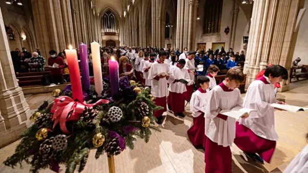 Britain Rediscovers Faith During Holiday Season Half of All Brits Attending Church